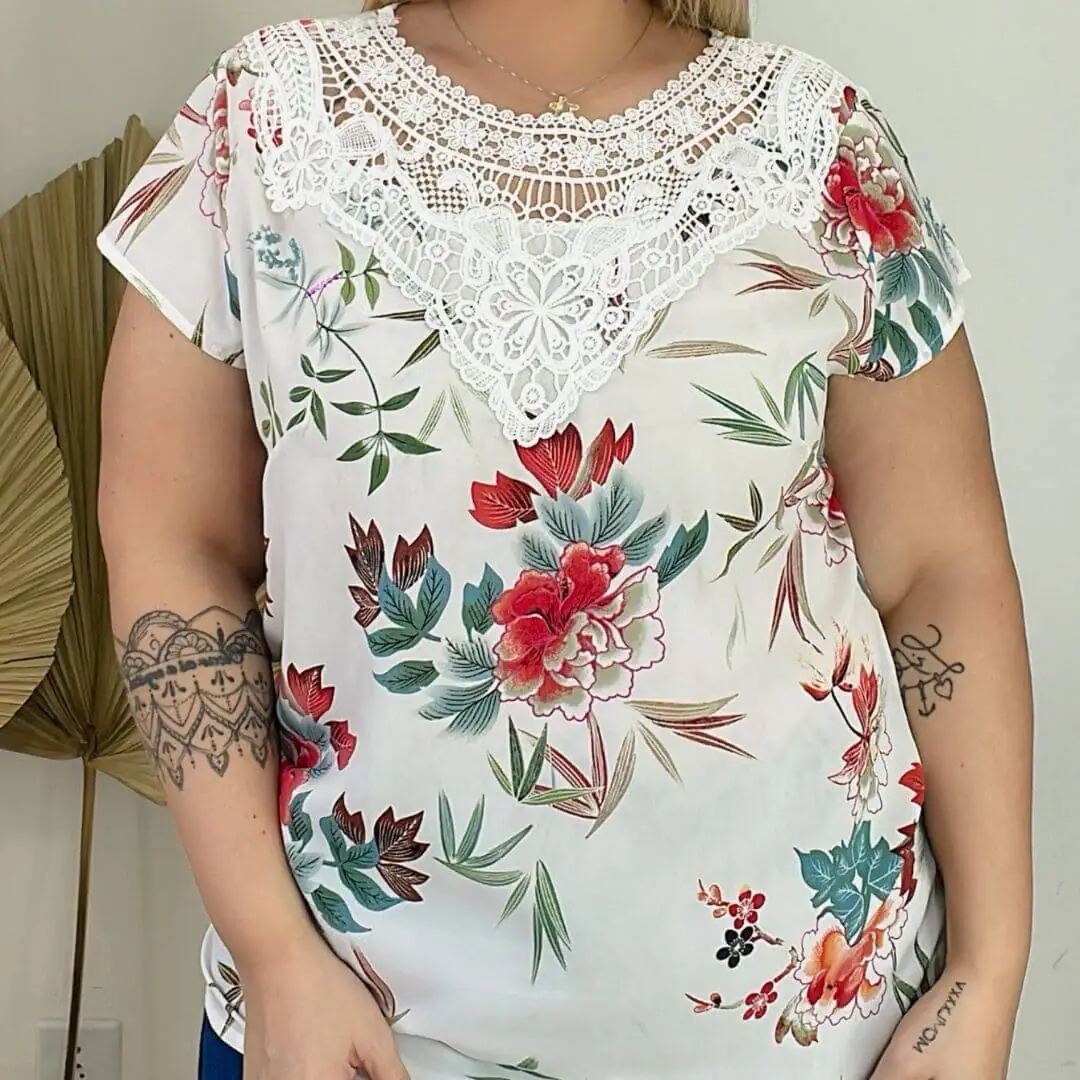 MODELO-Blusa com Pala Rendada (G1 ao G5) Molde Blusa com Pala Rendada (G1 ao G5) - Imagem 1